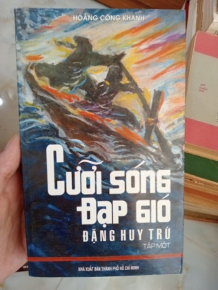 CƯỠI SÓNG ĐẠP GIÓ