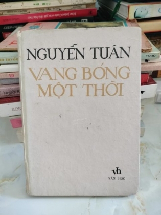 VANG BÓNG MỘT THỜI