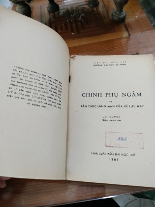 CHINH PHỤ NGÂM và tâm thức lãng mạn của kẻ luu bày 