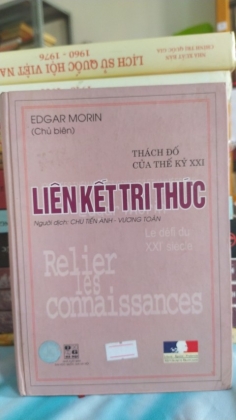 LIÊN KẾT TRI THỨC