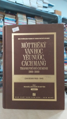 MỘT THẾ KỶ VĂN HỌC YÊU NƯỚC CÁCH MẠNG