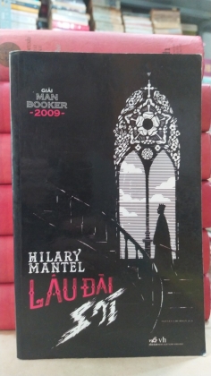 HILARY MANTEL LÂU ĐÀI SÓI