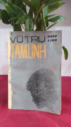 VŨ TRỤ TÂM LINH 