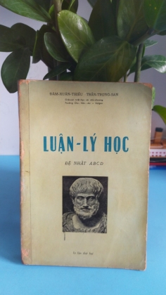 LUẬN LÝ HỌC