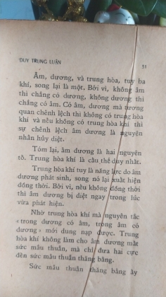 DUY TRUNG LUẬN