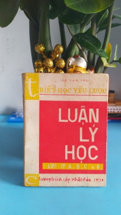 LUẬN LÝ HỌC