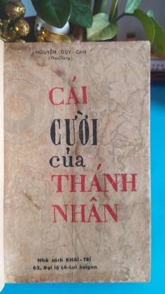 CÁI CƯỜI CỦA THÁNH NHÂN