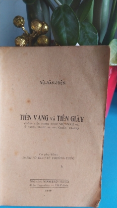 TIỀN VÀNG VÀ TIỀN GIẤY