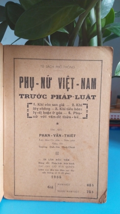 PHỤ NỮ VIỆT NAM