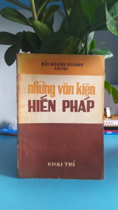 NHỮNG VĂN KIỆN HIẾN PHÁP