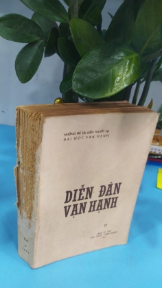 DIỄN ĐÀN VẠN HẠNH