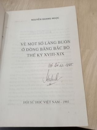 VỀ MỘT SỐ LÀNG BUÔN Ở ĐỒNG BẰNG BẮC BỘ THẾ KỶ XVIII-XIX