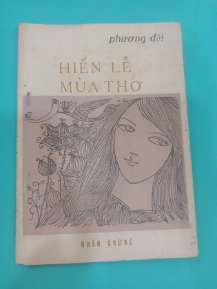 HIẾN LỄ MÙA THƠ