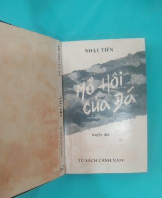 MỒ HÔI CỦA ĐÁ