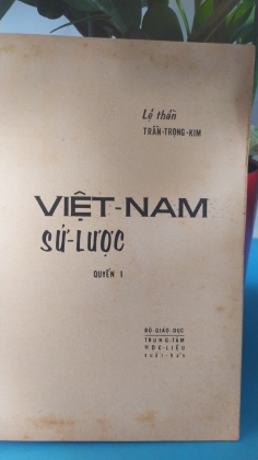 VIỆT NAM SỬ LƯỢC