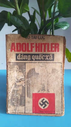 ADOLF HITLER ĐẢNG QUỐC XÃ