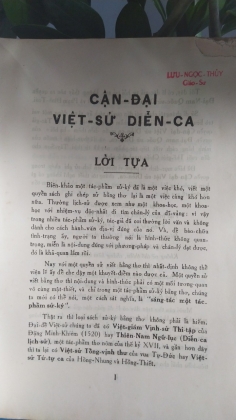 CẬN ĐẠI VIỆT SỬ DIỄN CA