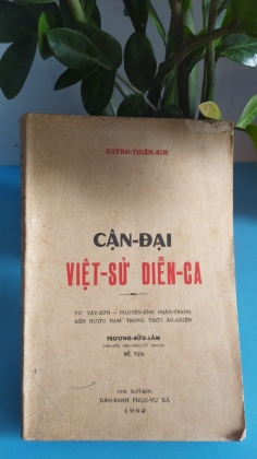 CẬN ĐẠI VIỆT SỬ DIỄN CA