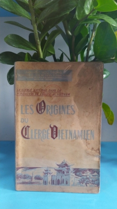 LES ORIGINES DU CLERGE VIETNAMIEN