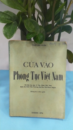 CỬA VÀO PHONG TỤC VIỆT NAM