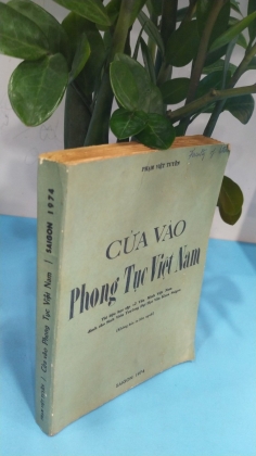 CỬA VÀO PHONG TỤC VIỆT NAM