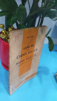 LUẬN ĐỀ VỀ CHÍNH KHÍ CA VÀ HẠNH THỤC CA