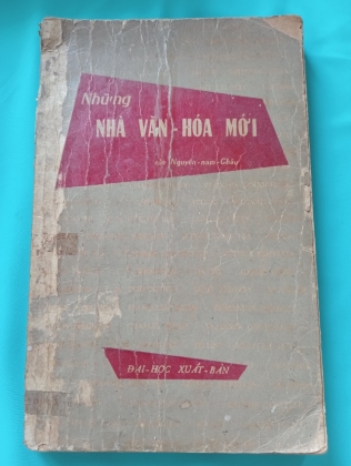 NHỮNG NHÀ VĂN HOÁ MỚI