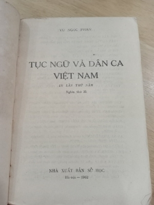 TỤC NGỮ VÀ DÂN CA VIỆT NAM