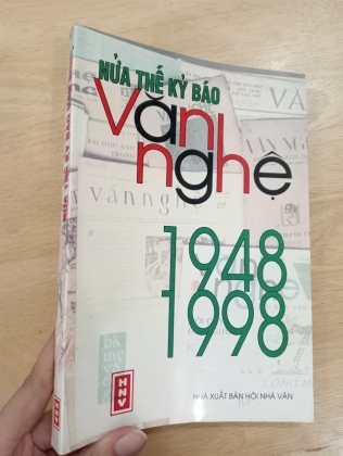 NỬA THẾ KỶ BÁO VĂN NGHỆ 1948 - 1998