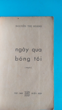 NGÀY QUA BÓNG TỐI