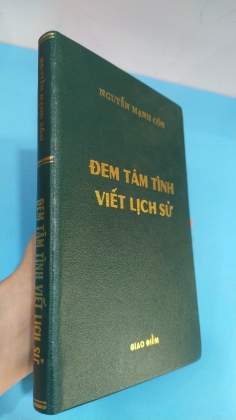 ĐEM TÂM TÌNH VIẾT LỊCH SỬ