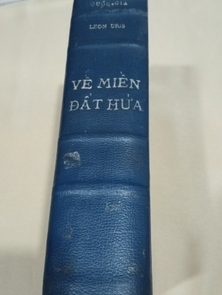 VỀ MIỀN ĐẤT HỨA