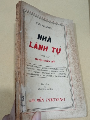 NHÀ LÃNH TỤ