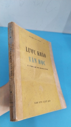 LƯỢC KHẢO VĂN HỌC