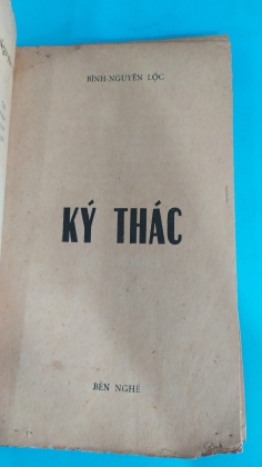 KÝ THÁC