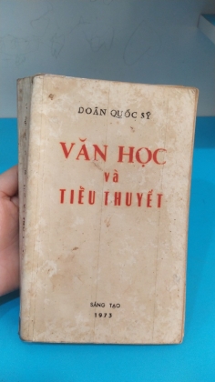 VĂN HỌC VÀ TIỂU THUYẾT