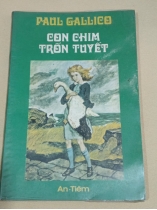 CON CHIM TRỐN TUYẾT