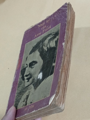 NHẬT KÝ CỦA ANNE FRANK