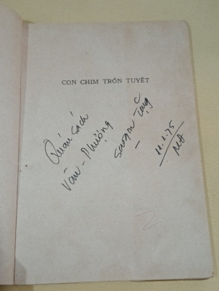 CON CHIM TRỐN TUYẾT