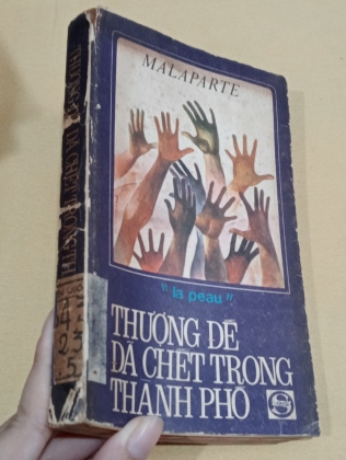 THƯỢNG ĐẾ ĐÃ CHẾT TRONG THÀNH PHỐ