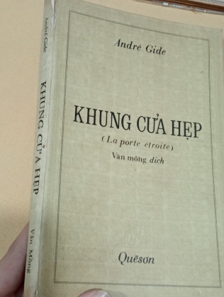 KHUNG CỬA HẸP