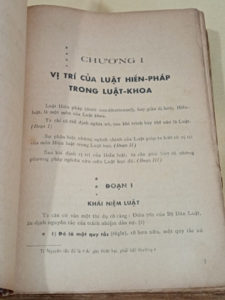 LUẬT HIẾN PHÁP VÀ CÁC ĐỊNH CHẾ CHÍNH TRỊ