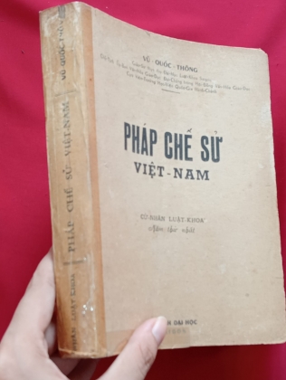 PHÁP CHẾ SỬ VIỆT NAM