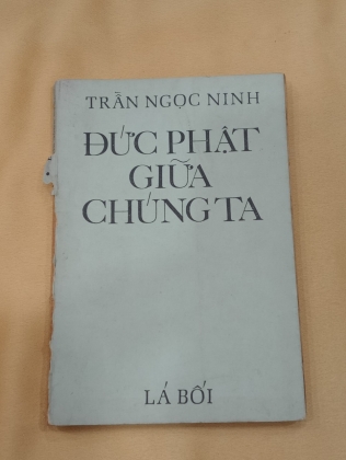 ĐỨC PHẬT GIỮA CHÚNG TA