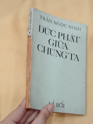 ĐỨC PHẬT GIỮA CHÚNG TA