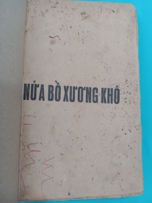 NỬA BỒ XƯƠNG KHÔ