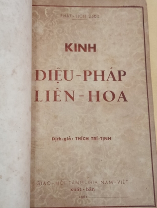 DIỆU PHÁP LIÊN HOA KINH