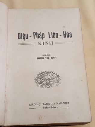 DIỆU PHÁP LIÊN HOA KINH