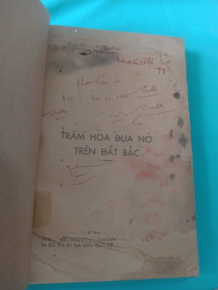 TRĂM HOA ĐUA NỞ TRÊN ĐẤT BẮC