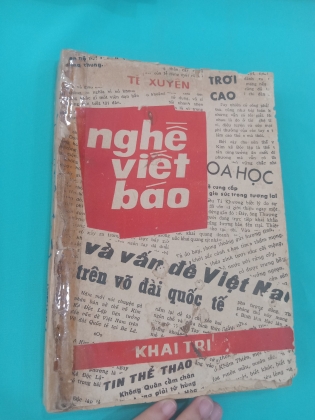 NGHỀ VIẾT BÁO